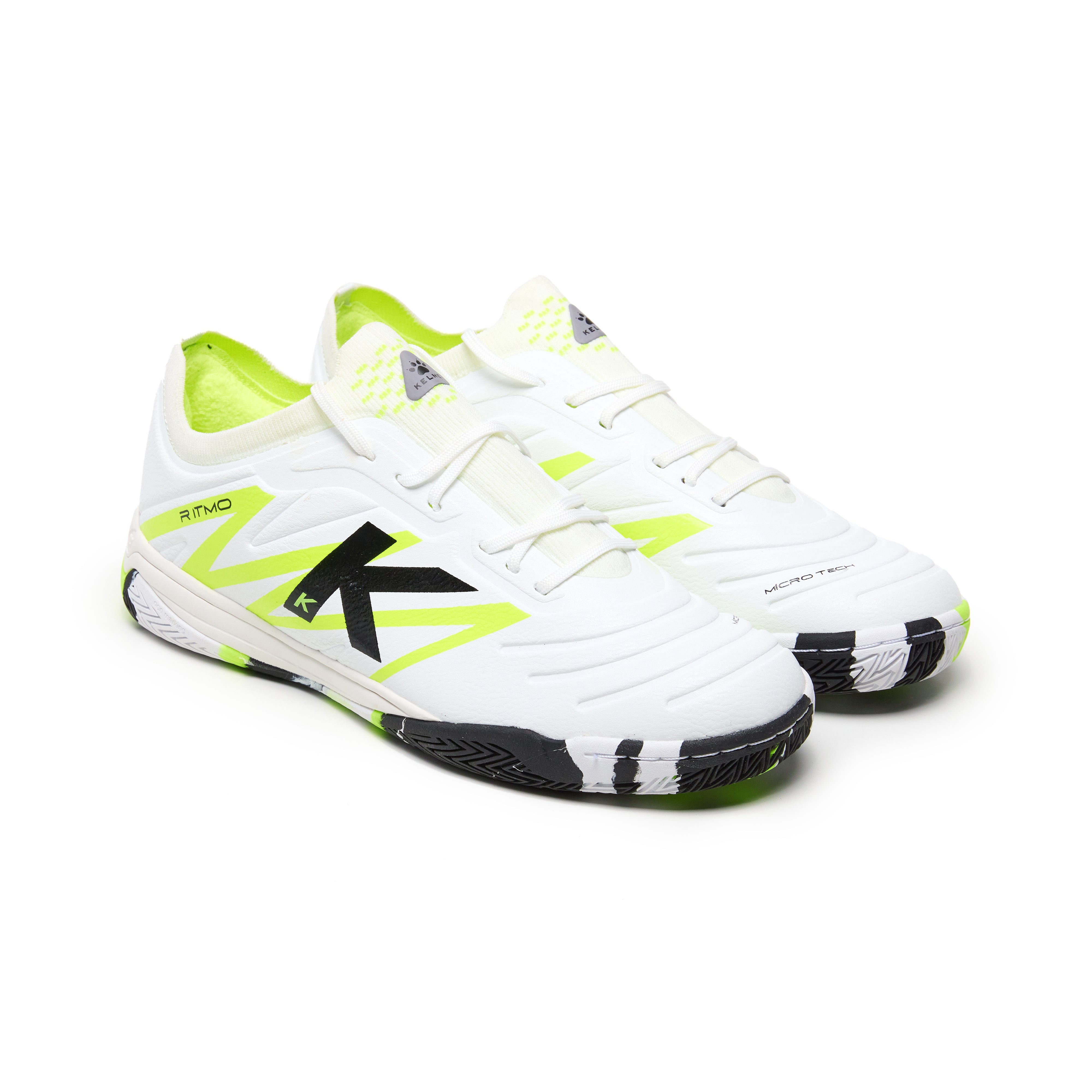WHITE RITMO INDOOR SOCCER SHOES