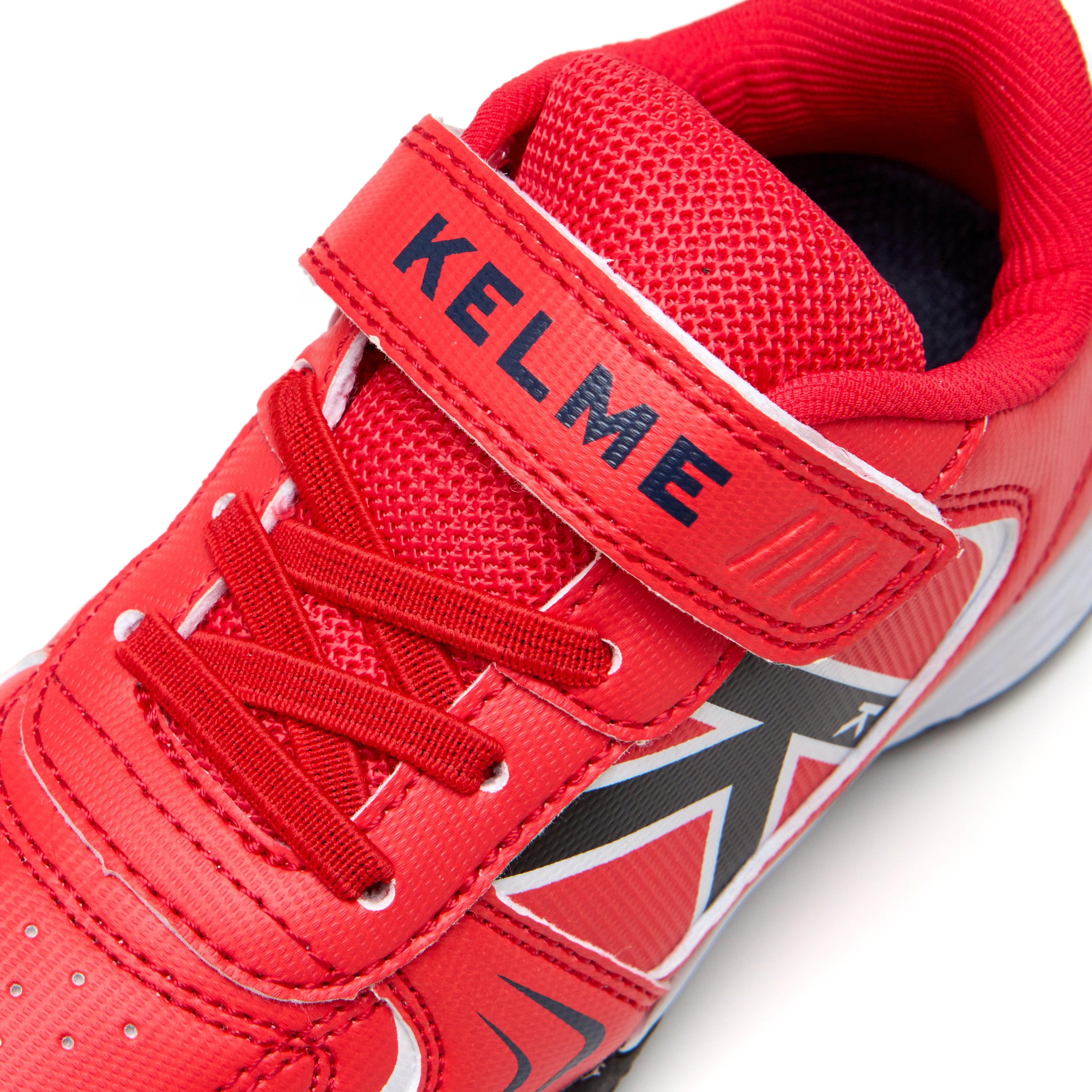 KIDS' HERO TURF ELASTIC RED SNEAKERS