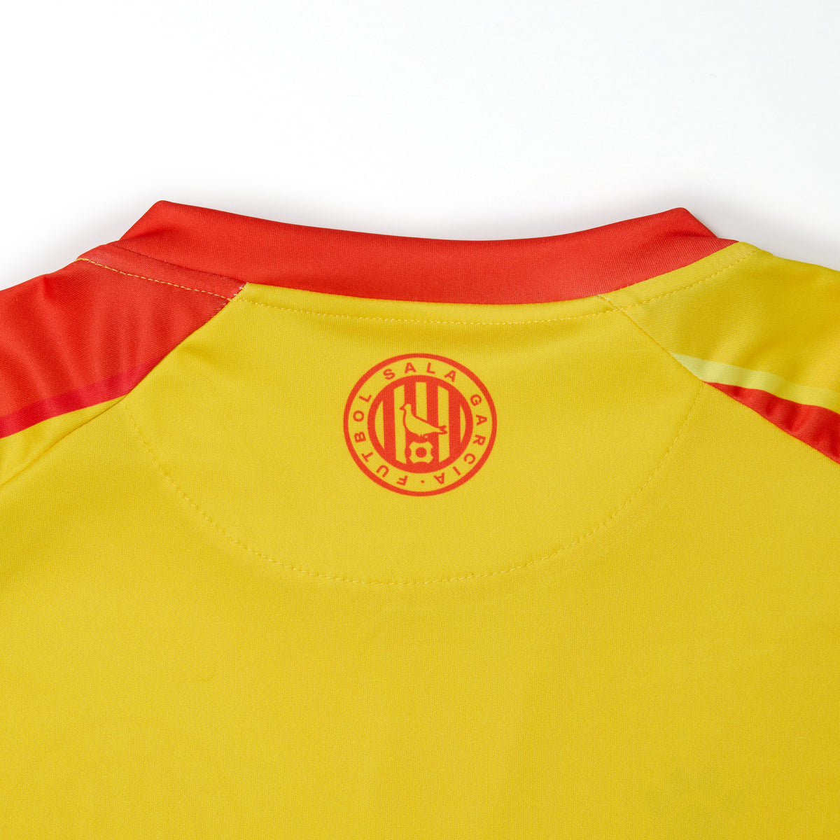 CAMISETA INDUSTRIAS SANTA COLOMA EQUIPACIÓN 25-26 AMARILLO