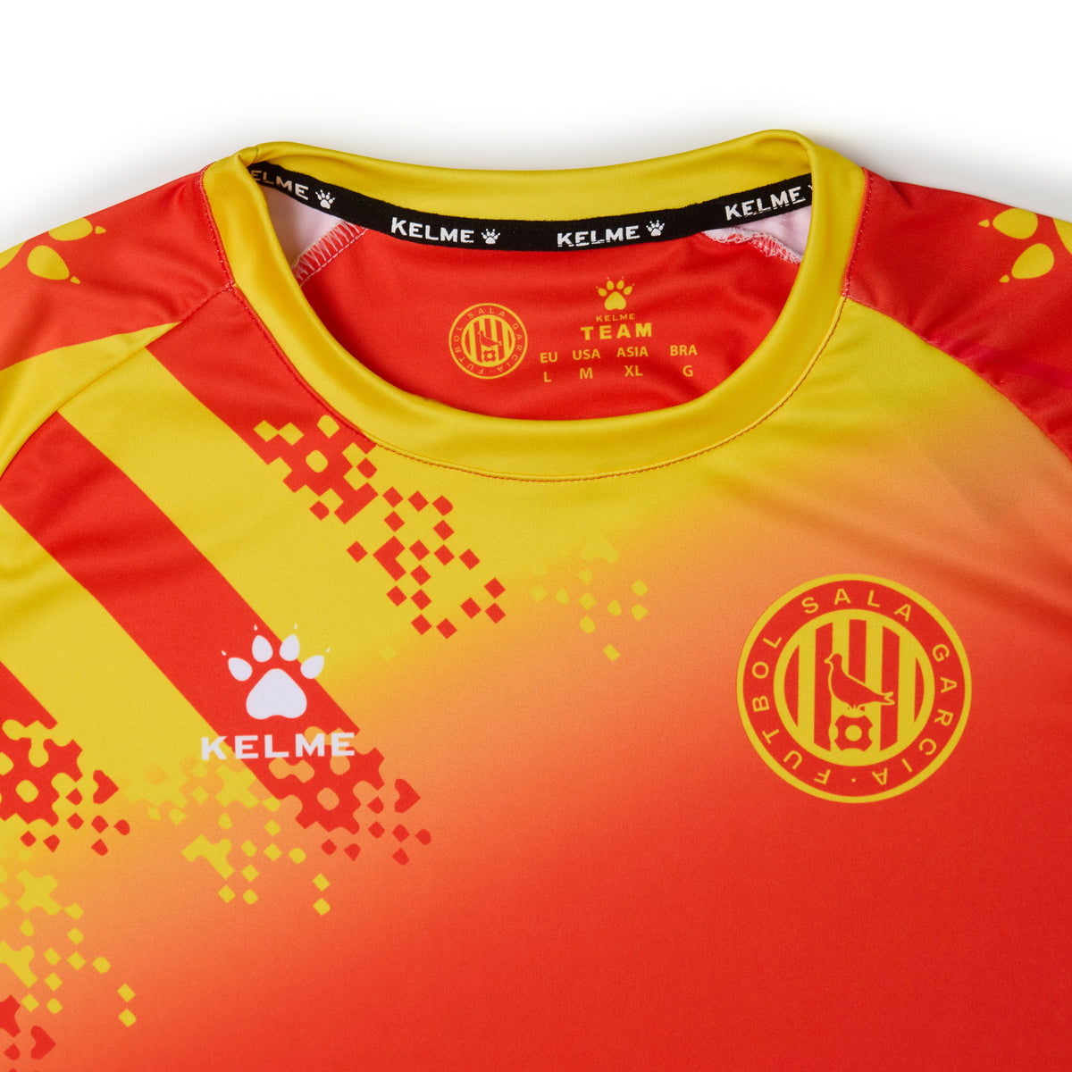 CAMISETA INDUSTRIAS SANTA COLOMA EQUIPACIÓN 25-26 ROJO