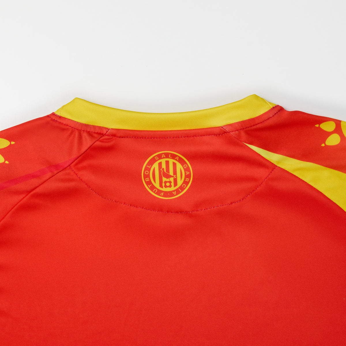 CAMISETA INDUSTRIAS SANTA COLOMA EQUIPACIÓN 25-26 ROJO