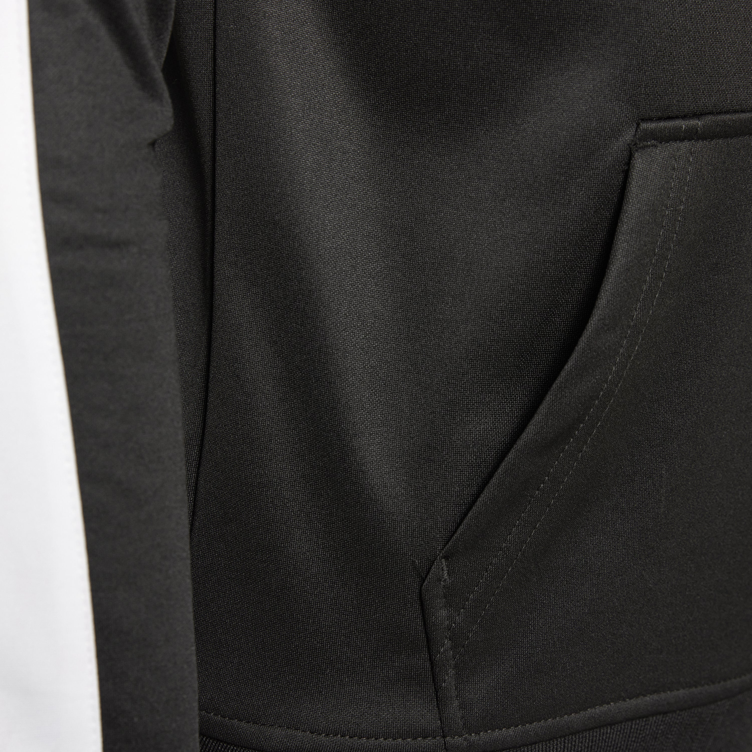 SWEATSHIRT PRETO DE RUA