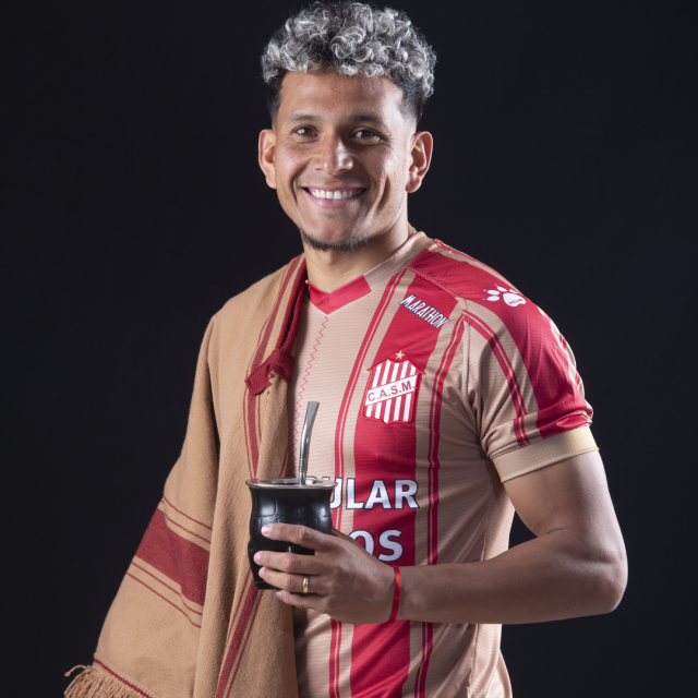 O CLUB ATLÉTICO SAN MARTÍN E A KELME APRESENTAM O TERCEIRO EQUIPAMENTO PARA A ÉPOCA 24/25